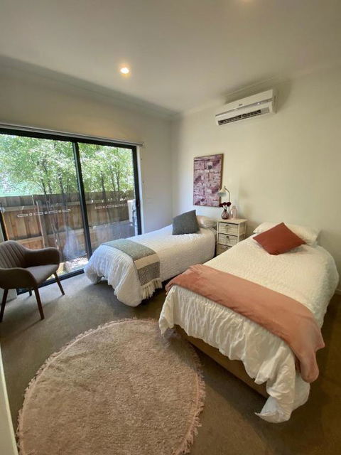 2Bedroom Tranquil Townhouse CLOSE TO CITY & AIRPORT - Darwin Holiday 4