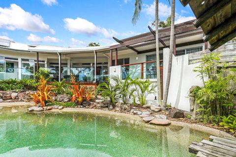 A Tropical Family Oasis In Sunshine Beach - Darwin Holiday 1