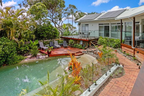 A Tropical Family Oasis In Sunshine Beach - Darwin Holiday 4