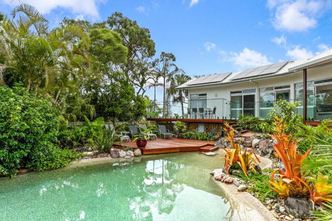 A Tropical Family Oasis In Sunshine Beach - Darwin Holiday 0