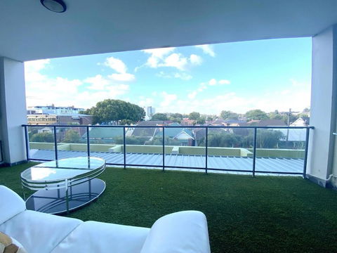 A Cozy 2B2B Apartment Near Airport & Train Station - Darwin Holiday 3