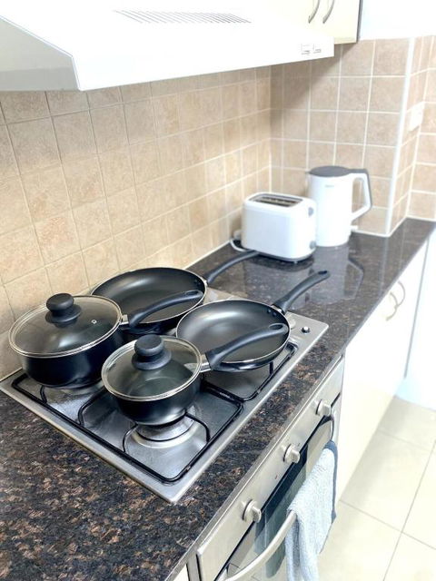 A Cozy 2B2B Apartment Near Airport & Train Station - Darwin Holiday 4