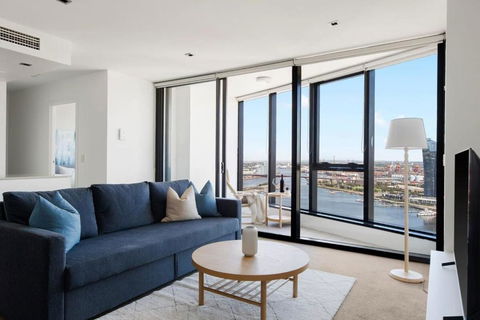 A 2BR Apt With Amazing Harbor Views FREE Parking - Darwin Holiday 4