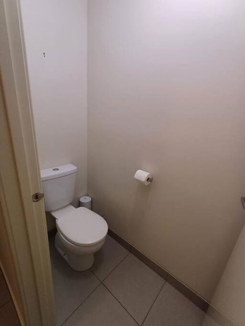 A Beautiful And Spacious Home. - Darwin Holiday 4