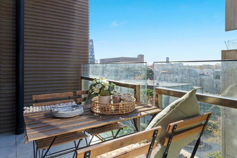 A Chic 2BR Apt Near Melbourne Uni FREE Parking - Darwin Holiday 4