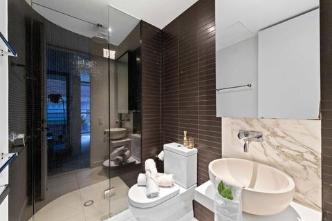 A Chic & Comfy 2BR Apt Near Federation Square - Darwin Holiday 3