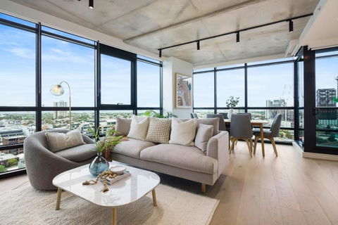 A Comfortable Stay Awaits You In Southbank - Darwin Holiday 0