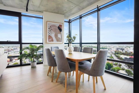 A Comfortable Stay Awaits You In Southbank - Darwin Holiday 3
