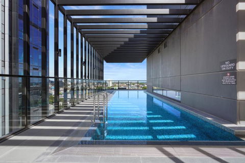 A Comfortable Stay Awaits You In Southbank - Darwin Holiday 2