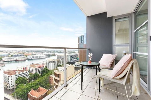 A Comfy & Spacious 2BR Apt Harbour View - Darwin Holiday 2