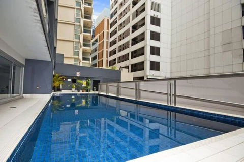 A Comfy & Spacious 2BR Apt Harbour View - Darwin Holiday 3