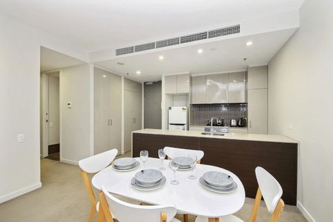 A Comfy Albert Park Apt Next To Grand Prix Circuit - Darwin Holiday 1