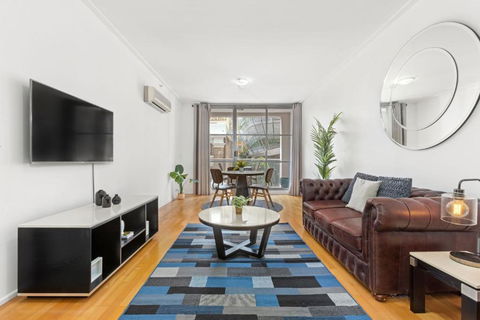 A Comfy Studio For 5 Next To Darling Harbour - Darwin Holiday 0