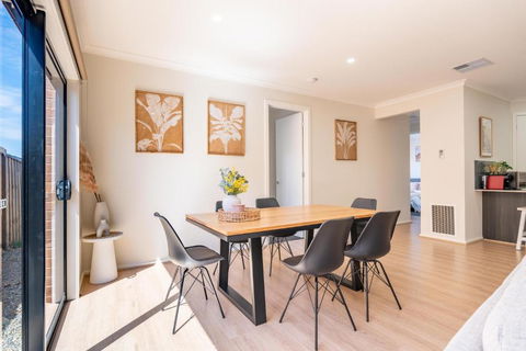 A Cosy 5Beds House In The Clyde - Darwin Holiday 2