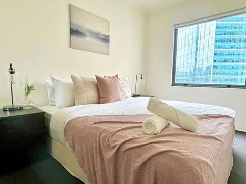 A Cozy 2B2B Apt Next To Carlton Garden W/ Parking - Darwin Holiday 0