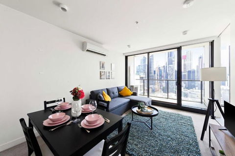 A Cozy 2BR Apt Near Melbourne Central City Views - Darwin Holiday 1