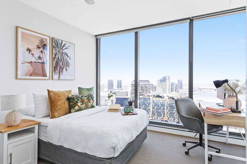 A Cozy 2BR Apt With Harbour Views And FREE Parking - Darwin Holiday 3