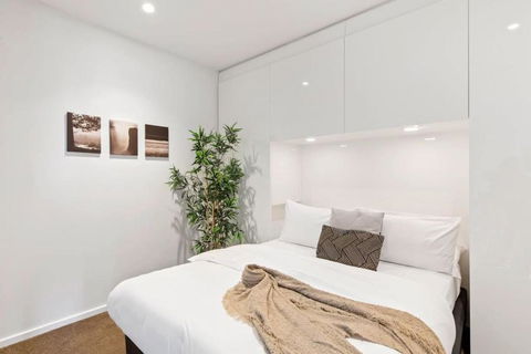 A Cozy 2BR Apt With Yarra Views FREE Parking - Darwin Holiday 3
