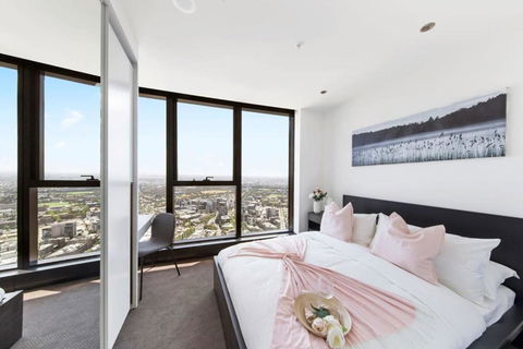 A Cozy 3BR Apt With Panoramic Views FREE Parking - Darwin Holiday 0