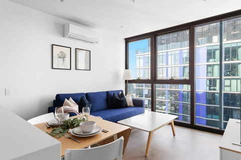 A Cozy & Comfy 2BR Apt Up In The Clouds Near CBD - Darwin Holiday 3