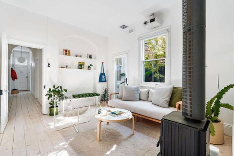 A Designer Terrace House By Edinburgh Gardens - Darwin Holiday 0