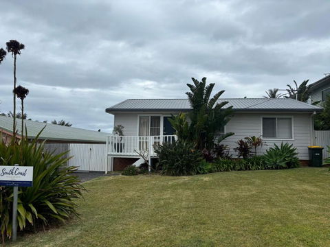 A Little Ocean Breeze - Darwin Holiday 1