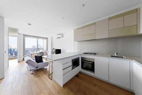A Lovely 2BR Apt Near Southern Cross City Views - Darwin Holiday 3