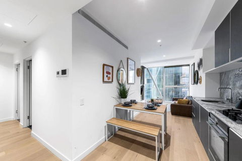 A Lovely Apt Right Next To Southern Cross Station - Darwin Holiday 1