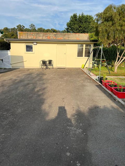 A Lovely Studio In Kings Meadows - Darwin Holiday 3