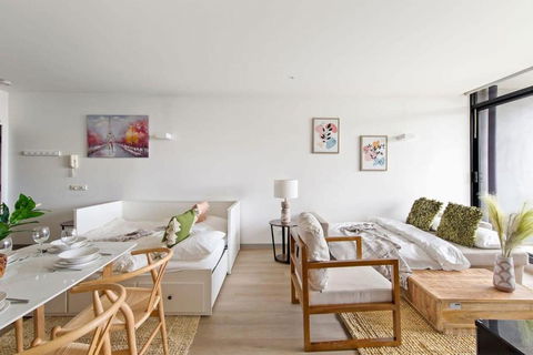 A Lux 2BR Apt Next To Melbourne Uni FREE Parking - Darwin Holiday 3
