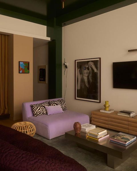 A Luxe Stay In The Paris End Of Melbourne - Darwin Holiday 0