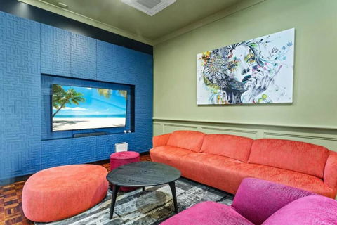 A Luxury Space With Playstation In Darling Harbour - Darwin Holiday 2