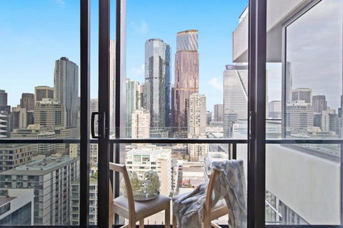 A Modern Apt Near Southern Cross With City Views - Darwin Holiday 0