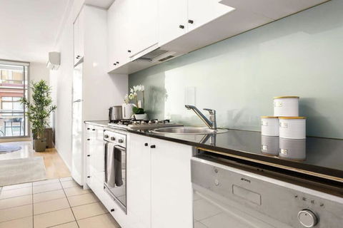 A Modern & Stylish Studio Next To Darling Harbour - Darwin Holiday 3