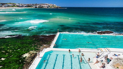 A Modern Two Bedroom Apartment! Quiet, Secure And 1 Minute Walk To Bondi Beach! - Darwin Holiday 2