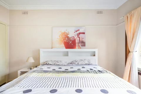 A Nice And Spacious Room In Sunshine - Darwin Holiday 0