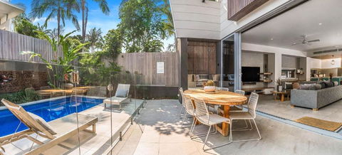 A Perfect Stay - KoKos Beach House 2 - Darwin Holiday 1