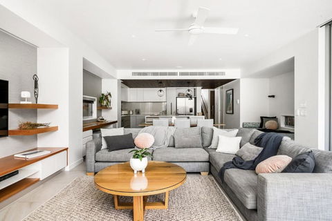 A Perfect Stay - KoKos Beach House 2 - Darwin Holiday 2