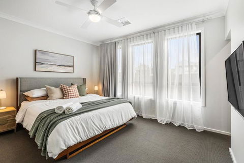 A Plus Location Views Games Balcony BBQ And Dining - Darwin Holiday 3