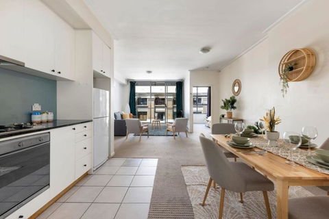 A Plush & Comfy Apt Right Next To Darling Harbour - Darwin Holiday 3