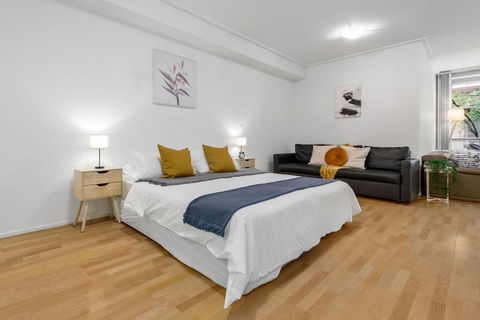 A Plush & Comfy Studio Next To Darling Harbour - Darwin Holiday 4