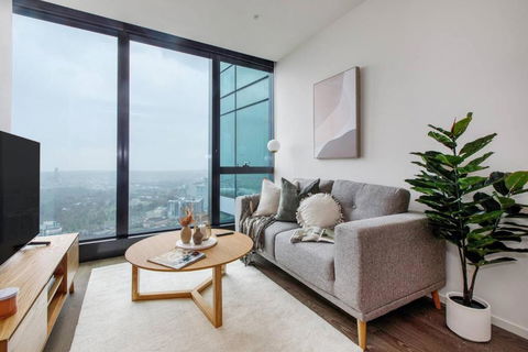 A Sky-high Metropolis Retreat Near The CBD - Darwin Holiday 0