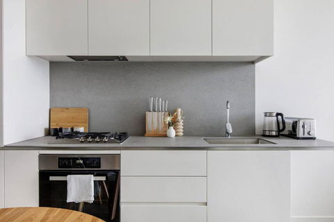 A Sky-high Metropolis Retreat Near The CBD - Darwin Holiday 3