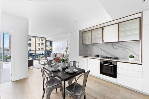 A Stylish 2BR Apt In The Heart Of Chapel Street - Darwin Holiday 2