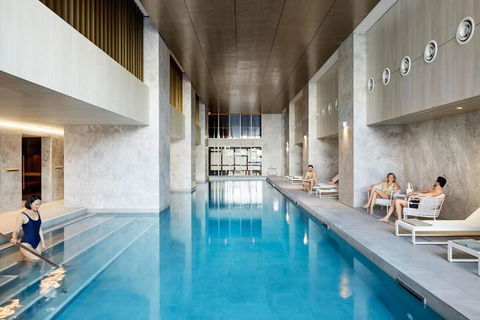 A Stylish 3BR Apt With Harbour Views FREE Parking - Darwin Holiday 3
