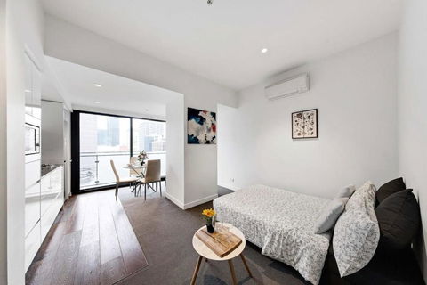 A Stylish Apt For 4 Near Queen Victoria Market - Darwin Holiday 2