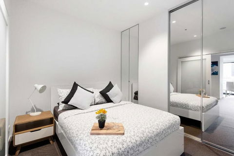 A Stylish Apt For 4 Near Queen Victoria Market - Darwin Holiday 0