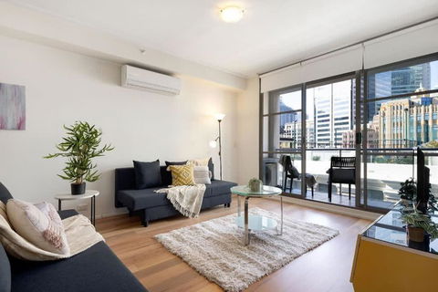 A Stylish & Bright Suite Next To Darling Harbour - Darwin Holiday 3