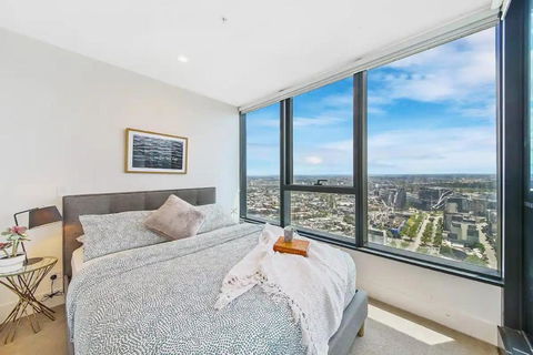 A Stylish & Modern 2BR Apartment Fantastic Views - Darwin Holiday 0