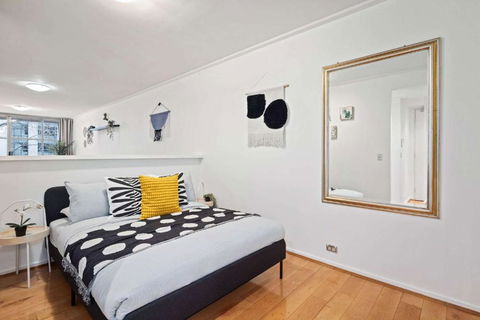 A Stylish Studio For 6 Next To Darling Harbour - Darwin Holiday 1